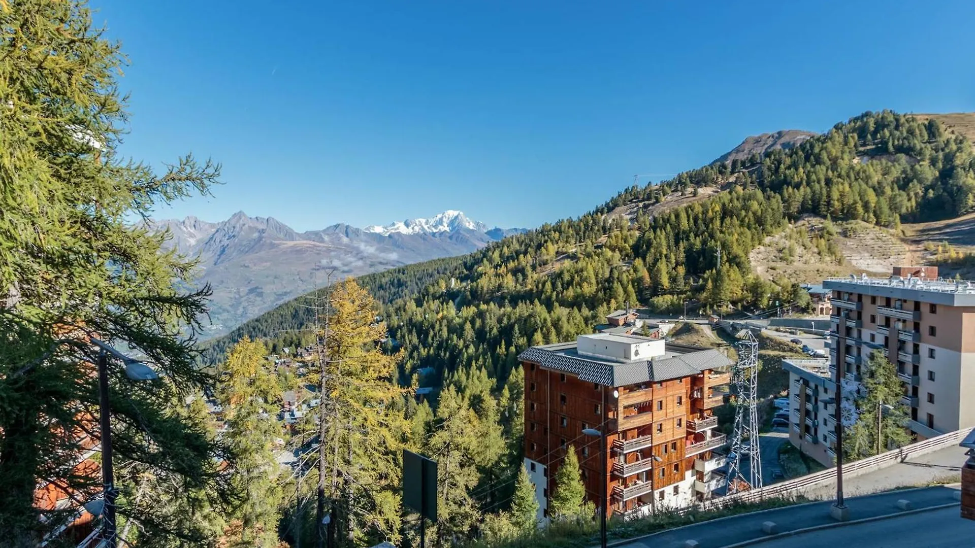 Appartement 2 Pieces Avec Balcon Et Garage A 100M Des Pistes - Fr-1-351-215 La Plagne-Tarentaise